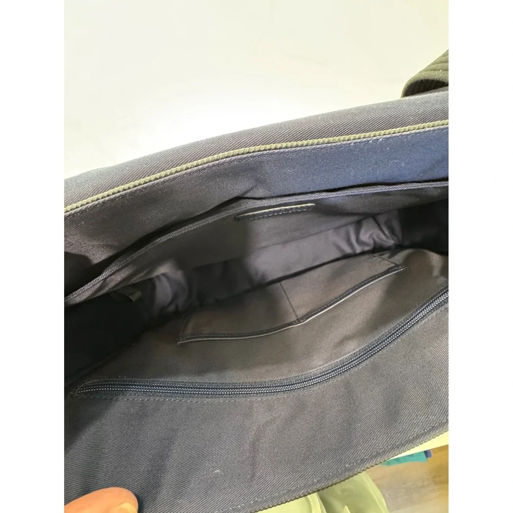 Lacoste Messenger Bag Adjustable Strap Black Mens NEW NWT